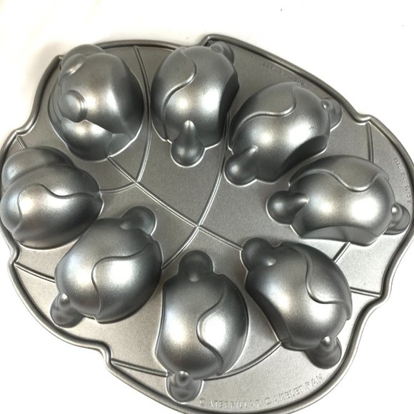 NORDIC WARE Caterpillar 8 Section Cakelet  Pan EUC - Picture 2 of 6